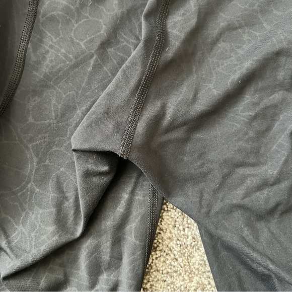 SOLD!!! Lululemon leggings. - Picture 7 of 12